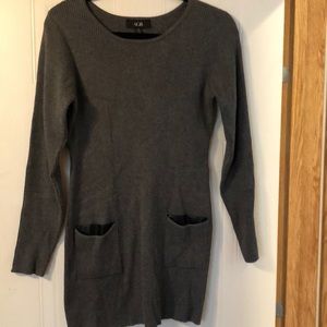 AGB Gray  long sleeved tunic Sweater dress with pockets